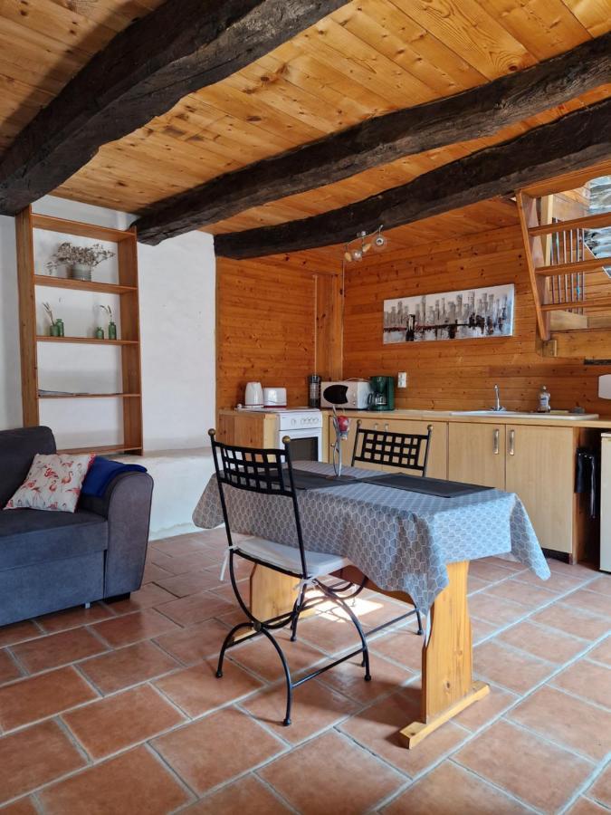 Gite Rustique En Centre Bretagne Laniscat Exterior photo