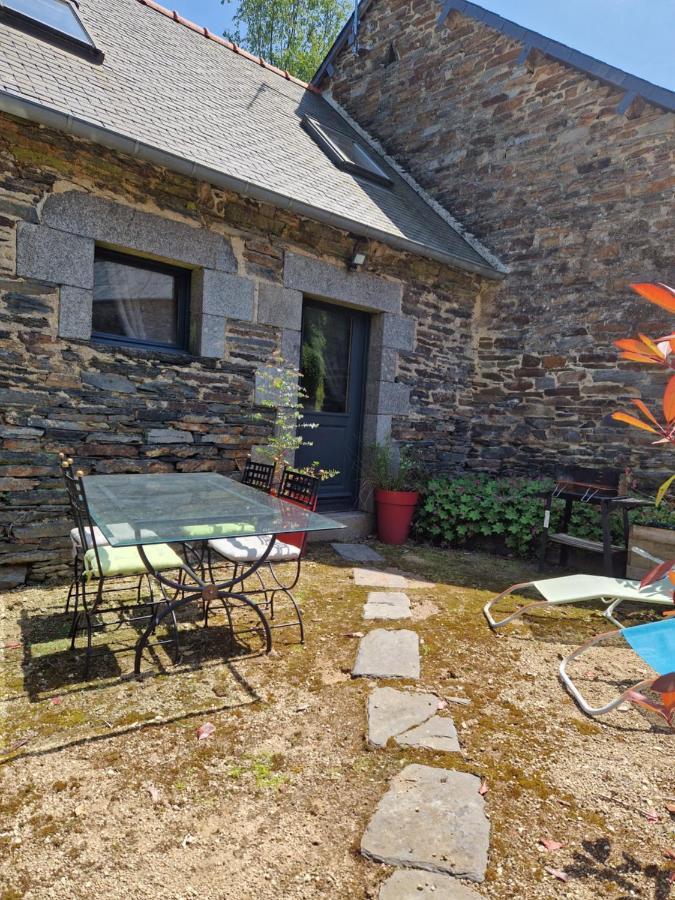 Gite Rustique En Centre Bretagne Laniscat Exterior photo